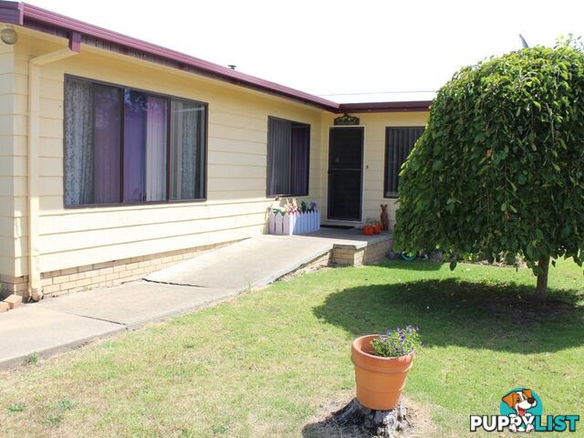 60 Coronation Avenue GLEN INNES NSW 2370