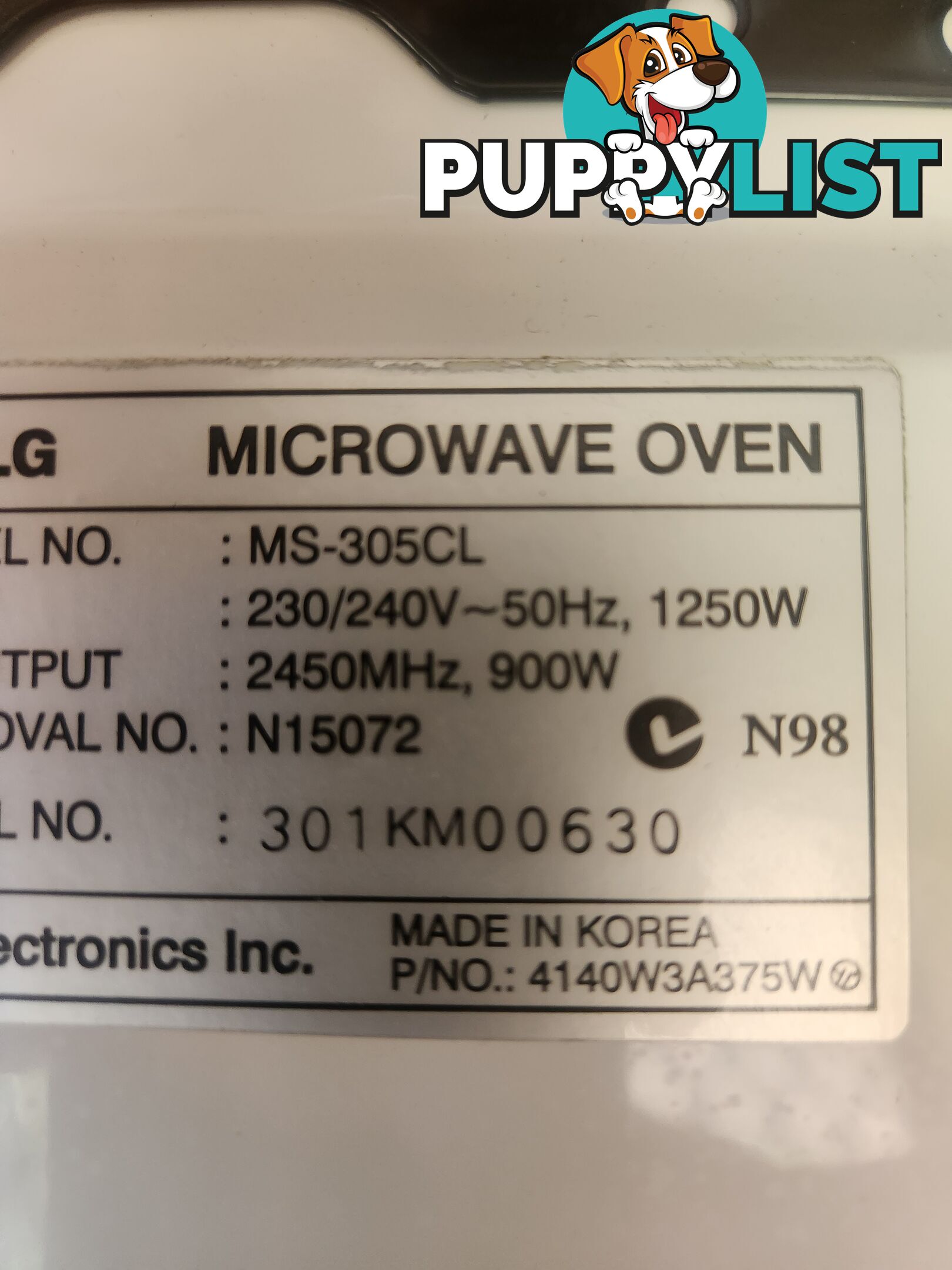 Brand new Lg microwave new been used in excellent condition