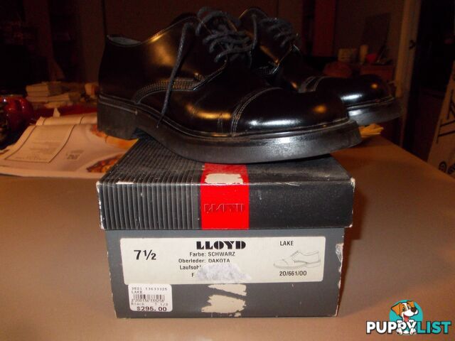 BUSINESS SHOES (MENS) & LAKE BY LLOYD, VGC