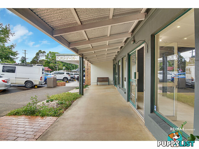 2 45 Maple Street Maleny QLD 4552