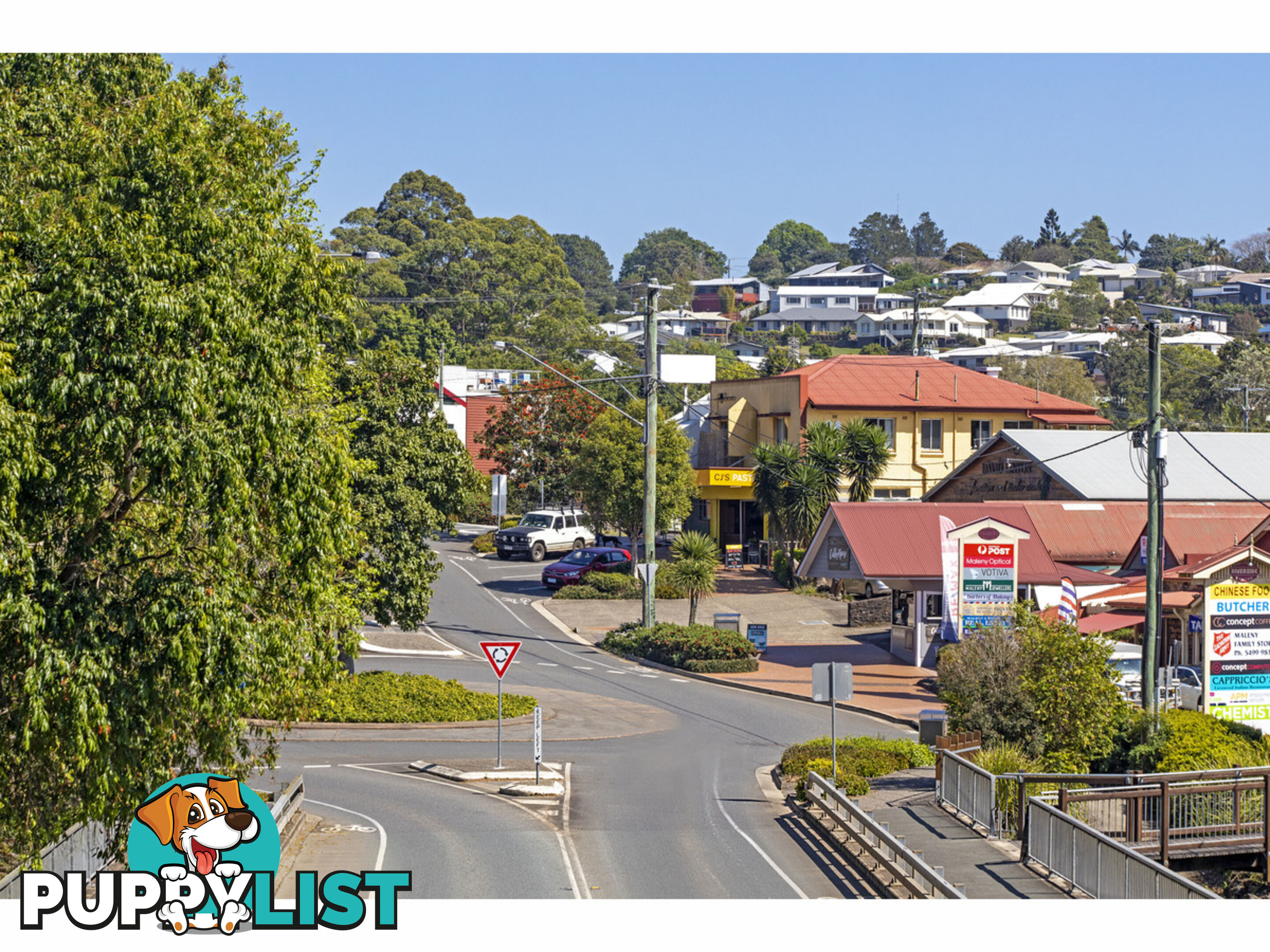 2 45 Maple Street Maleny QLD 4552