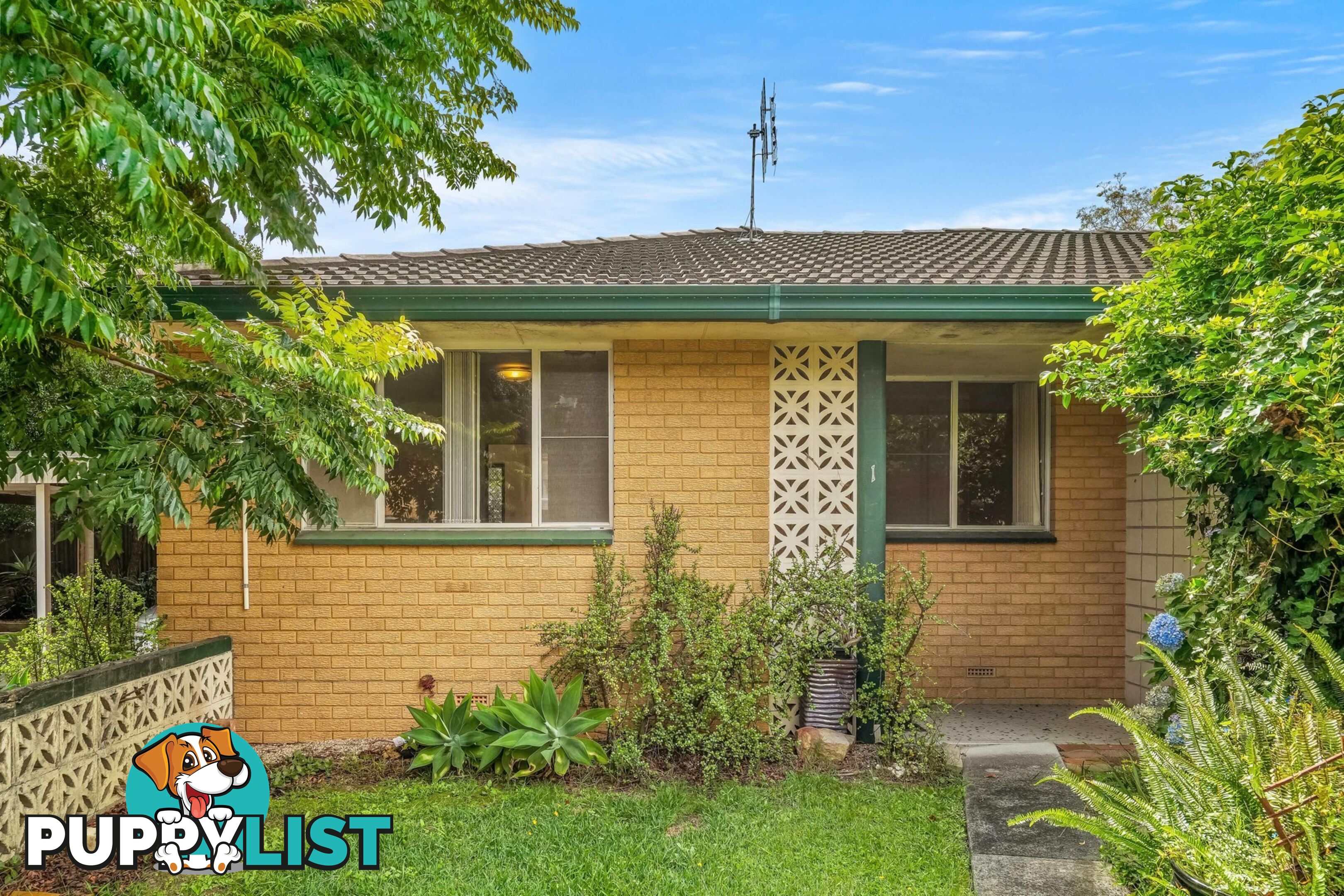 1/16 Pemell Street WYOMING NSW 2250