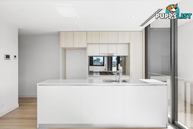 301/148a Albany Street POINT FREDERICK NSW 2250