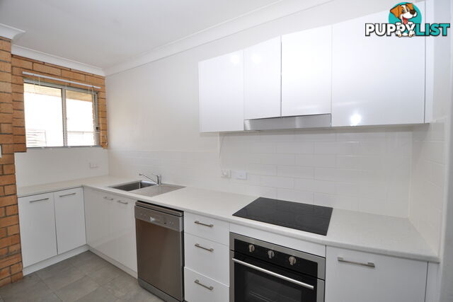 2/14 Pemell Street WYOMING NSW 2250