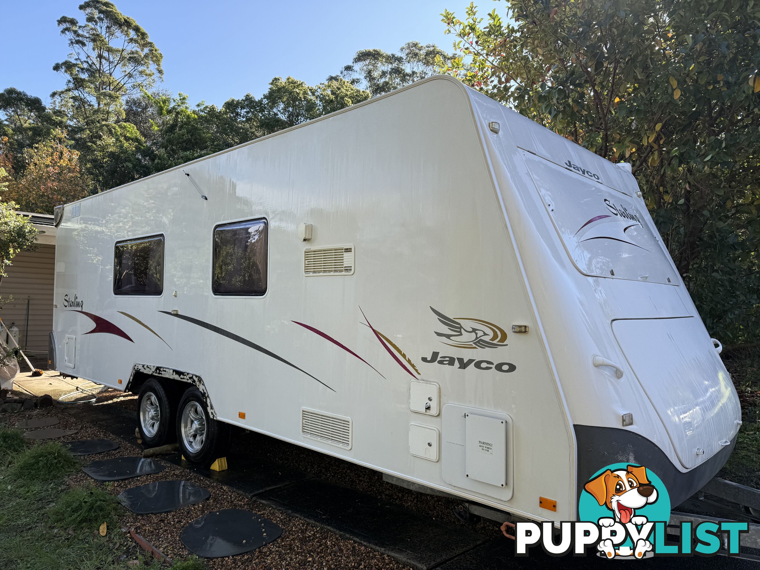 Great condition 2007 Jayco Sterling 23ft Caravan with Bathroom and Kitchen