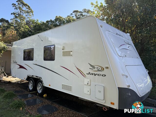 Great condition 2007 Jayco Sterling 23ft Caravan with Bathroom and Kitchen