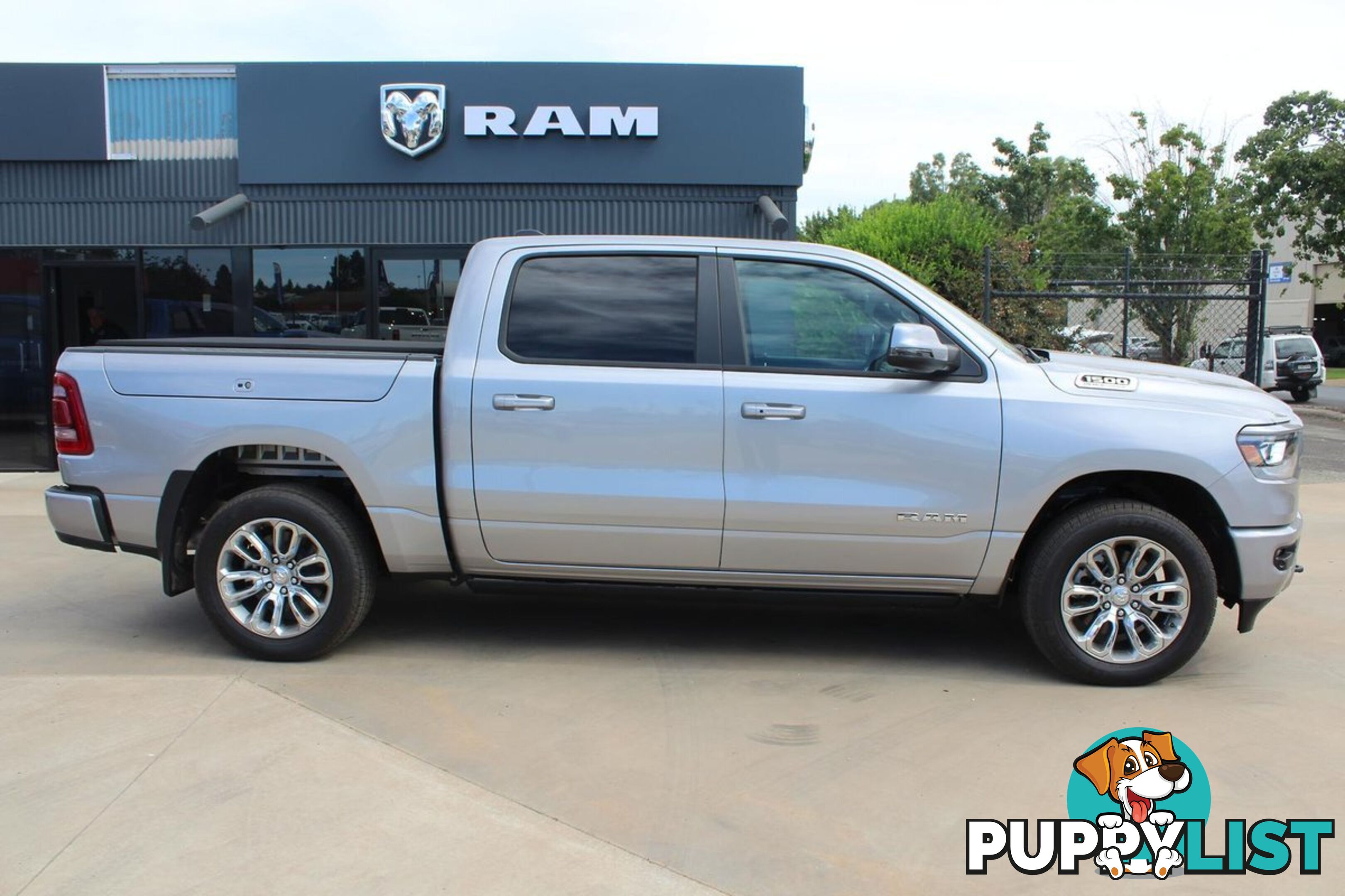 2024 RAM 1500 LARAMIE SPORT RAMBOX DT MY24 4X4 DUAL RANGE DUAL CAB SHORT WHEELBASE UTILITY