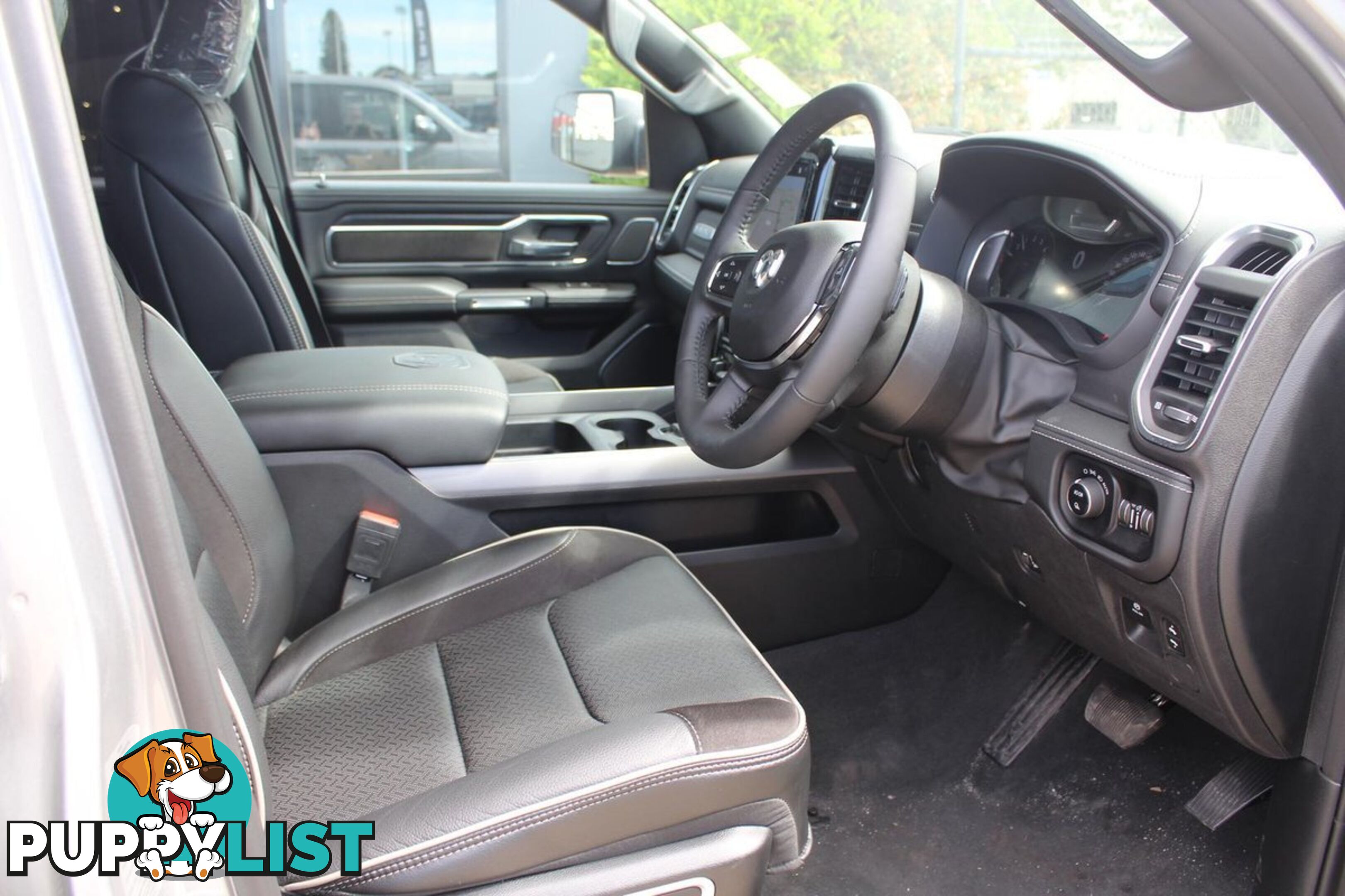 2024 RAM 1500 LARAMIE DT MY24 4X4 DUAL RANGE DUAL CAB SHORT WHEELBASE UTILITY