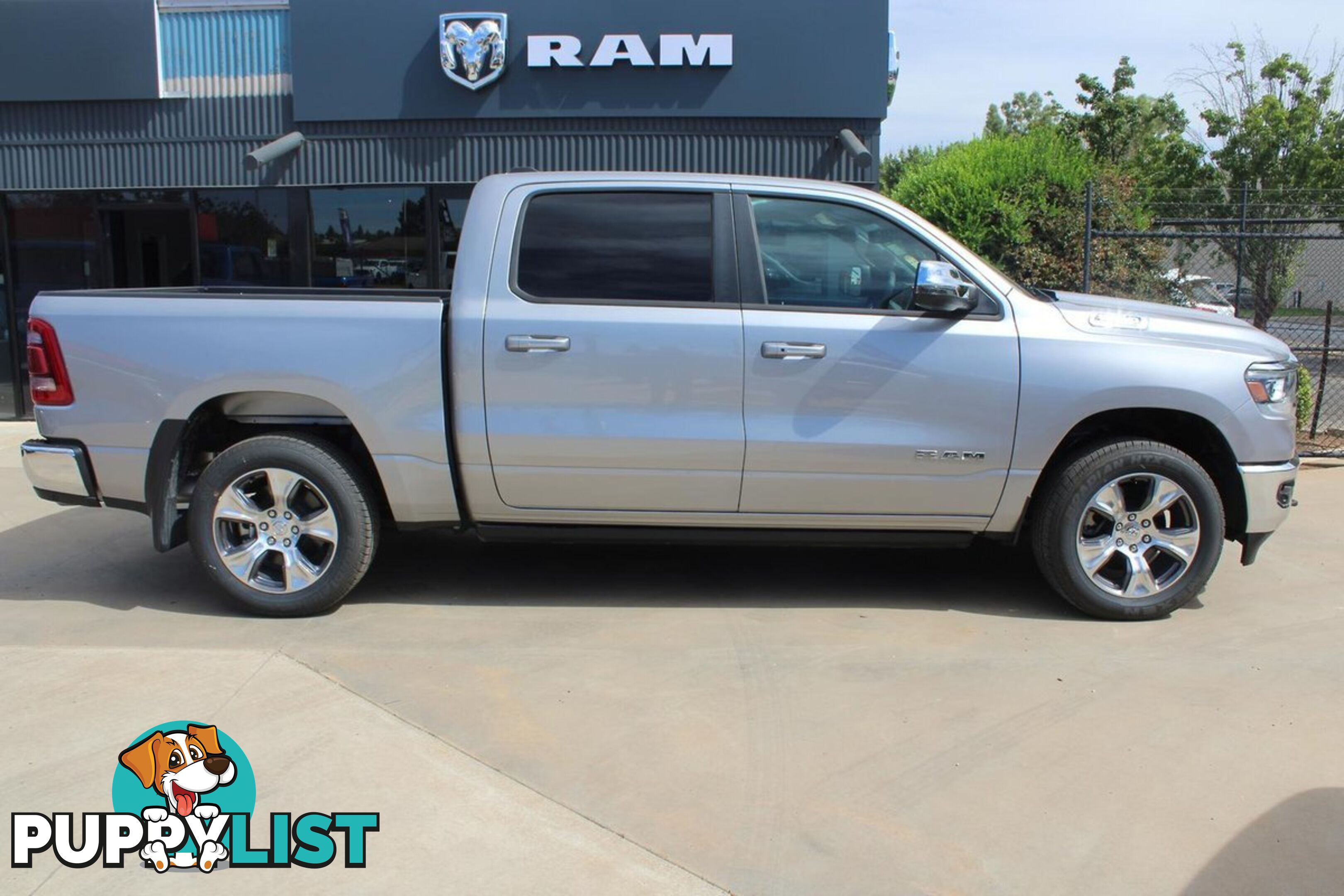 2024 RAM 1500 LARAMIE DT MY24 4X4 DUAL RANGE DUAL CAB SHORT WHEELBASE UTILITY