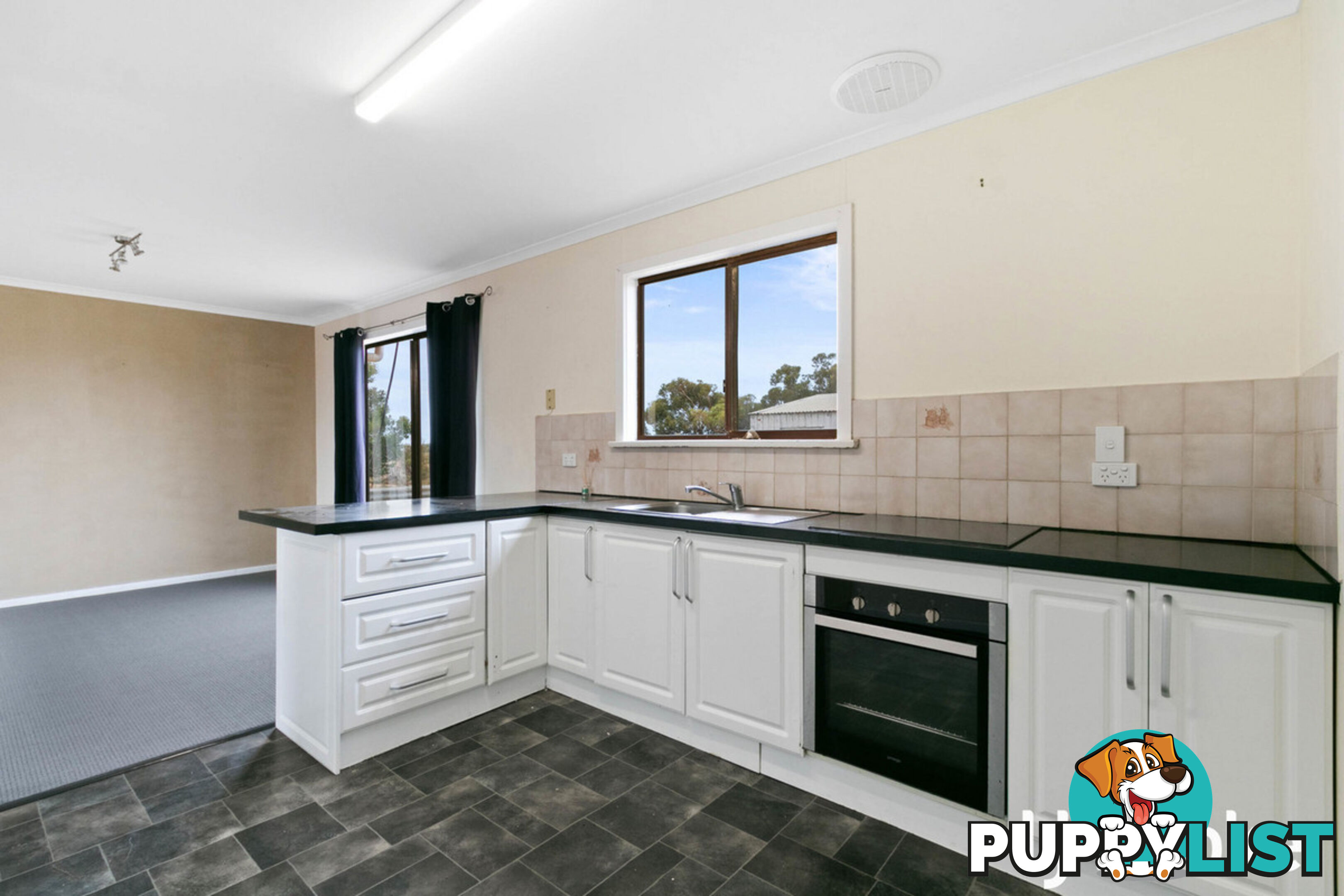 303 Port Parham Road DUBLIN SA 5501