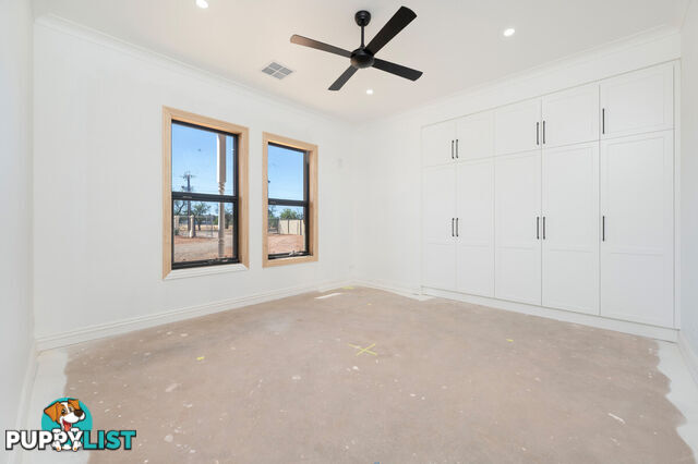 19 Griffiths Road KUDLA SA 5115