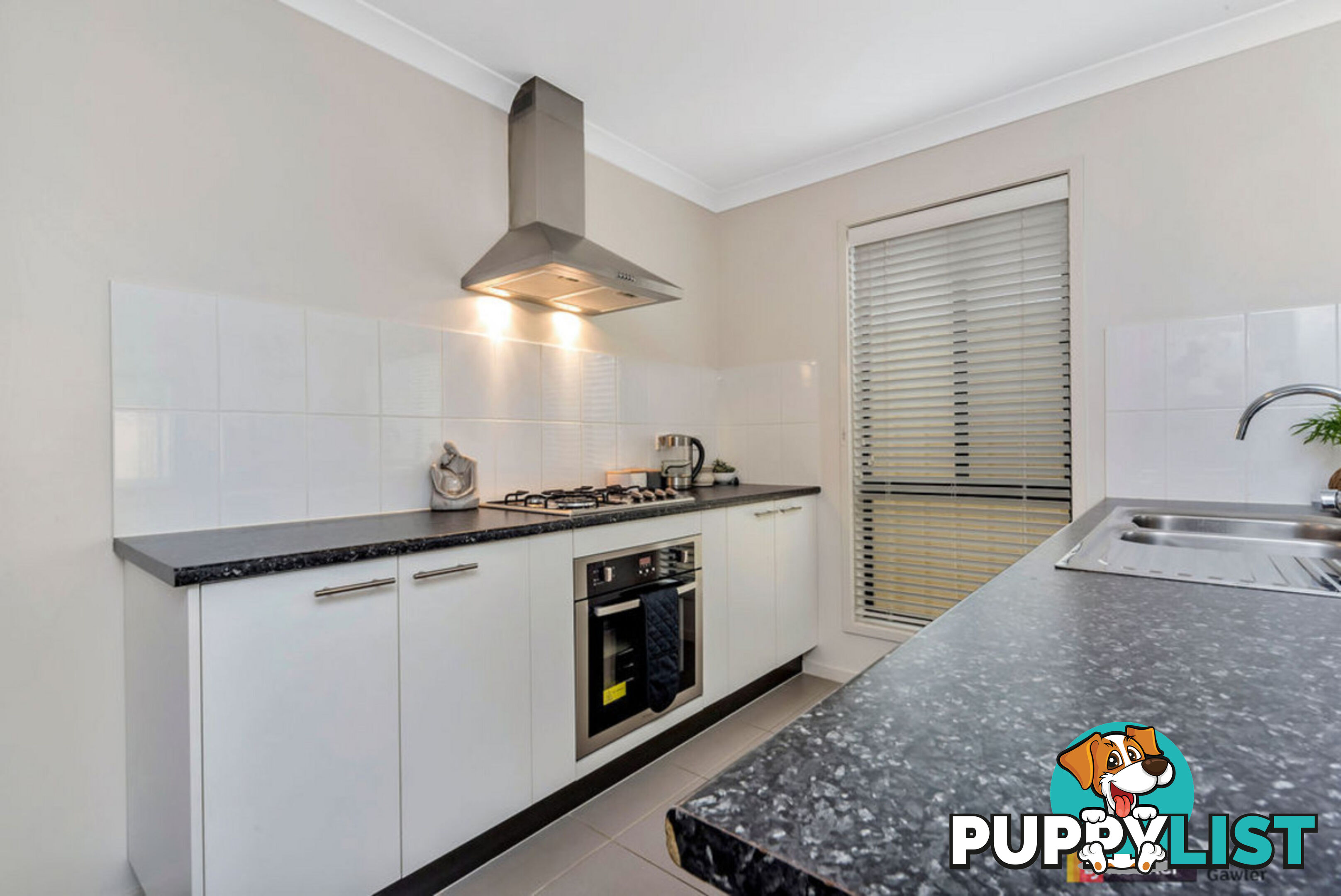 10 Biarritz Street MUNNO PARA WEST SA 5115