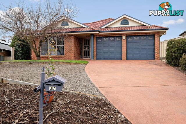 37 Discovery Drive YASS NSW 2582