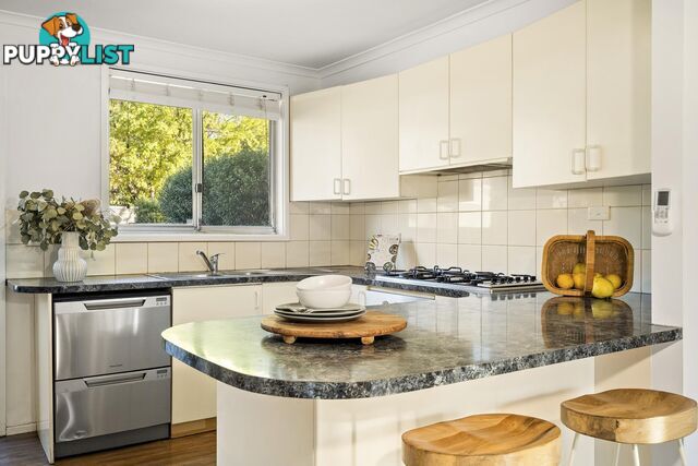 4 Brooke Place WANNIASSA ACT 2903