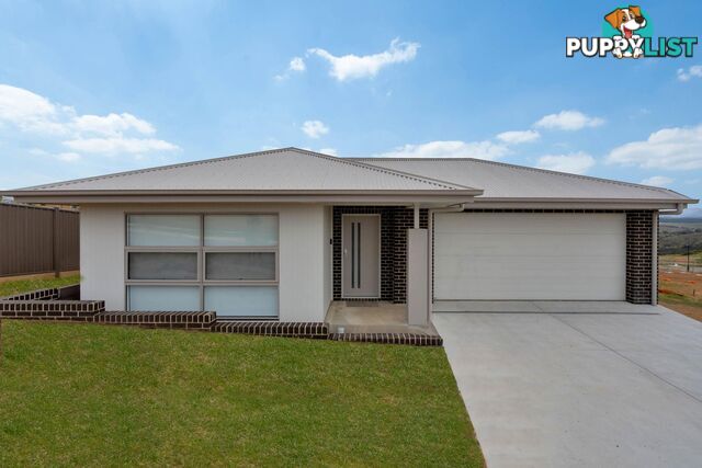 28 Bornemissza Crescent MACNAMARA ACT 2615