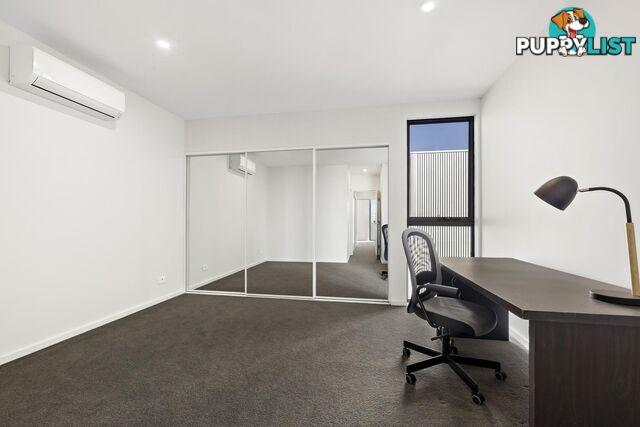 114/2 Woodberry Avenue COOMBS ACT 2611