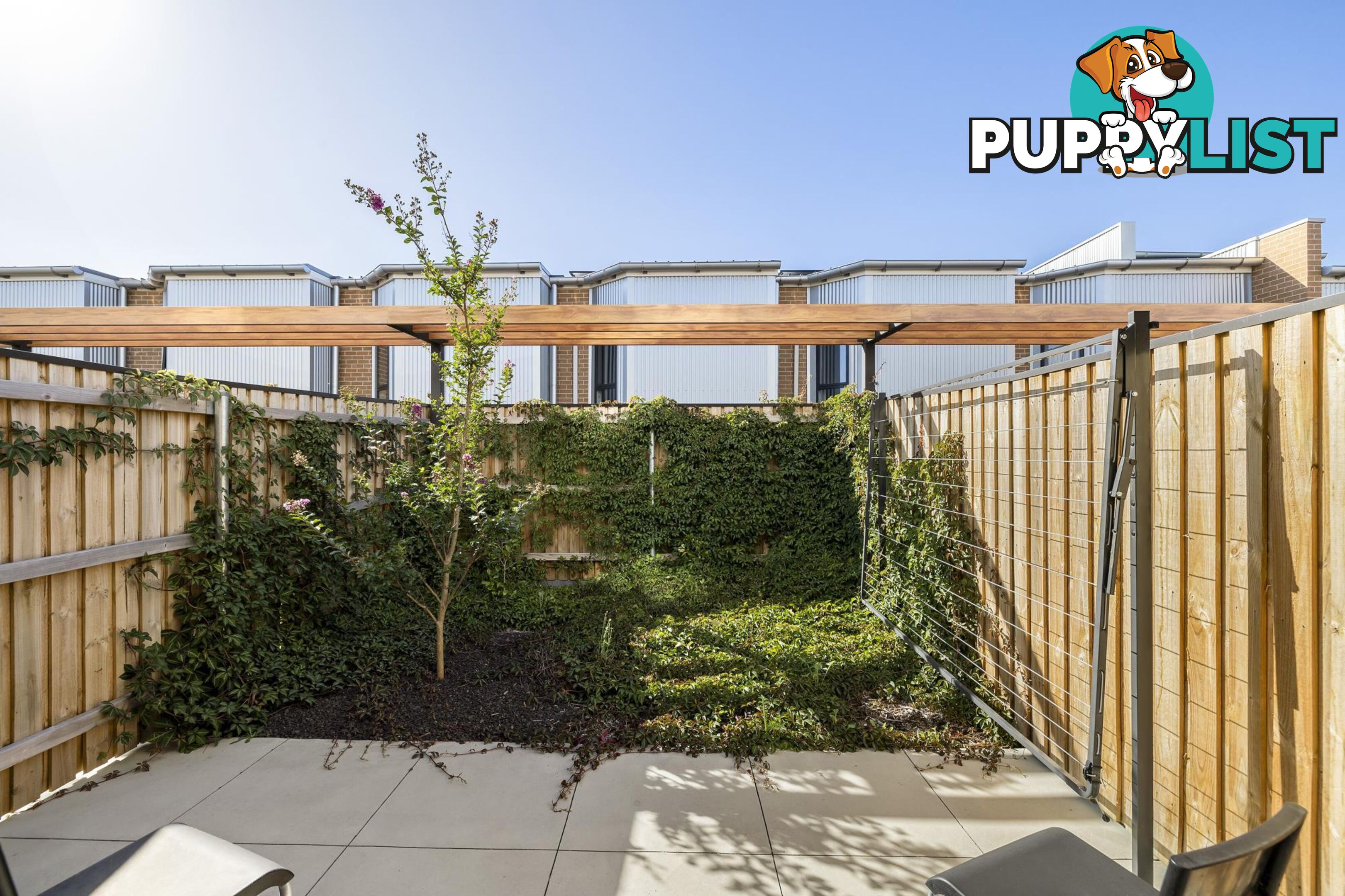 114/2 Woodberry Avenue COOMBS ACT 2611