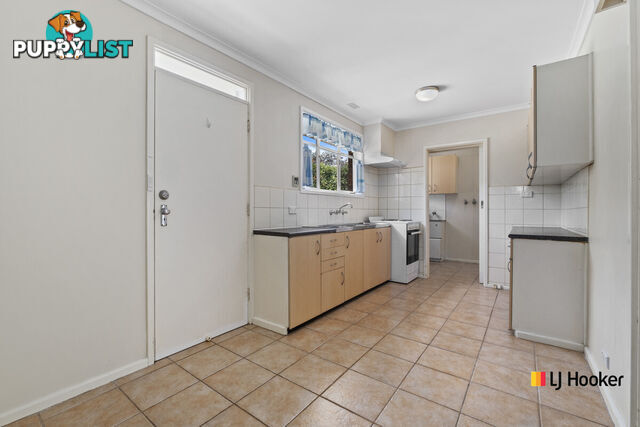 15 Bamford Street HUGHES ACT 2605