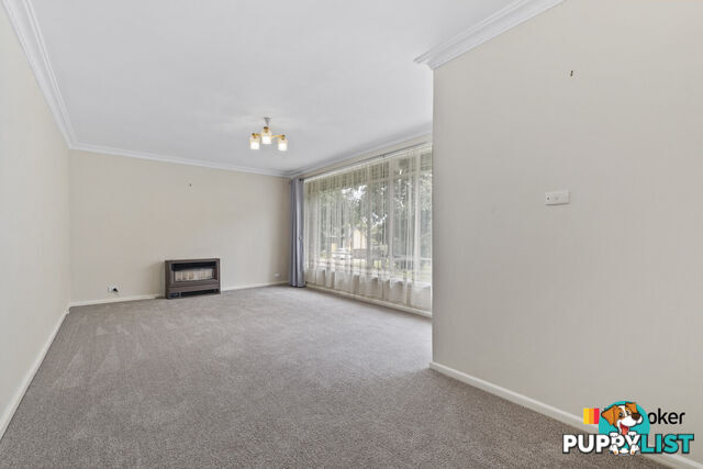 15 Bamford Street HUGHES ACT 2605