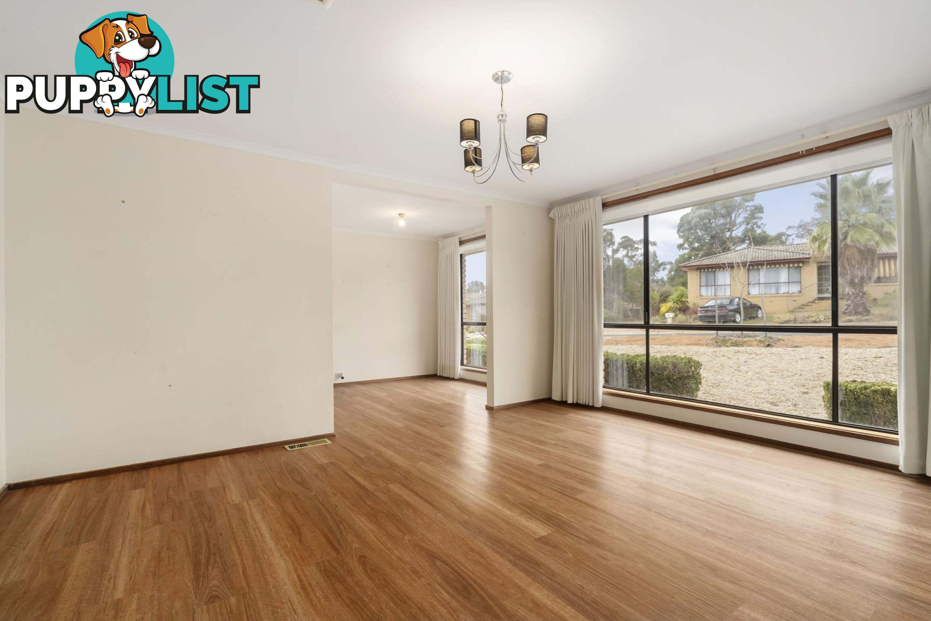 8 Macintyre Place CHARNWOOD ACT 2615