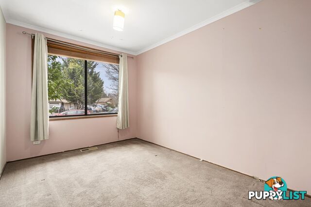 8 Macintyre Place CHARNWOOD ACT 2615