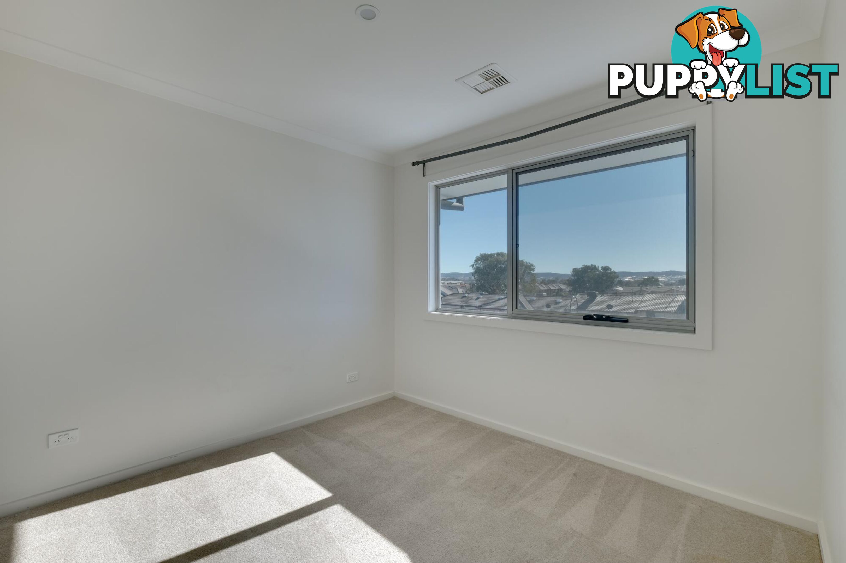 2/121 Anthony Rolfe Avenue GUNGAHLIN ACT 2912