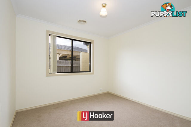 12 John Winter Street GUNGAHLIN ACT 2912