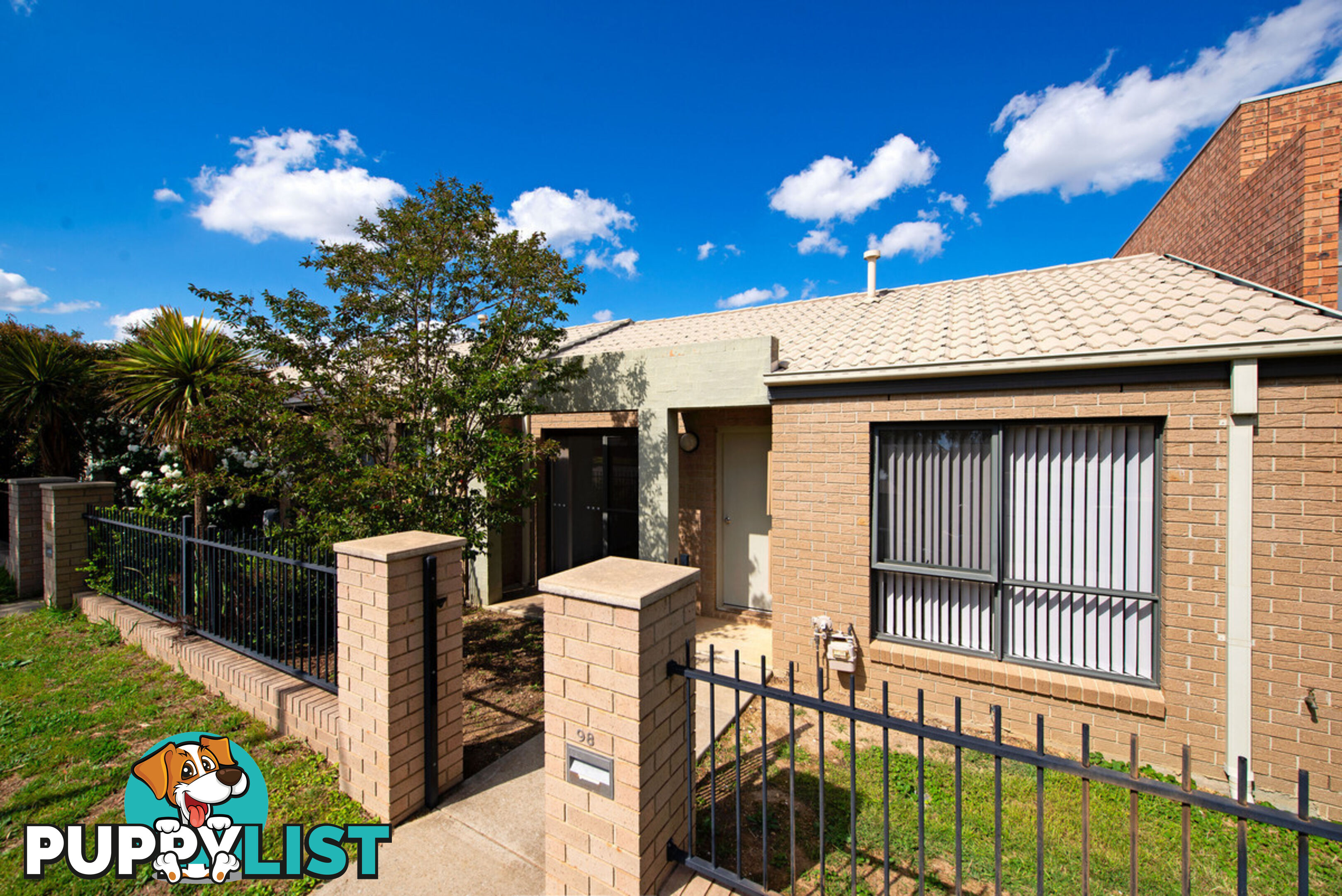 98 Oodgeroo Street FRANKLIN ACT 2913