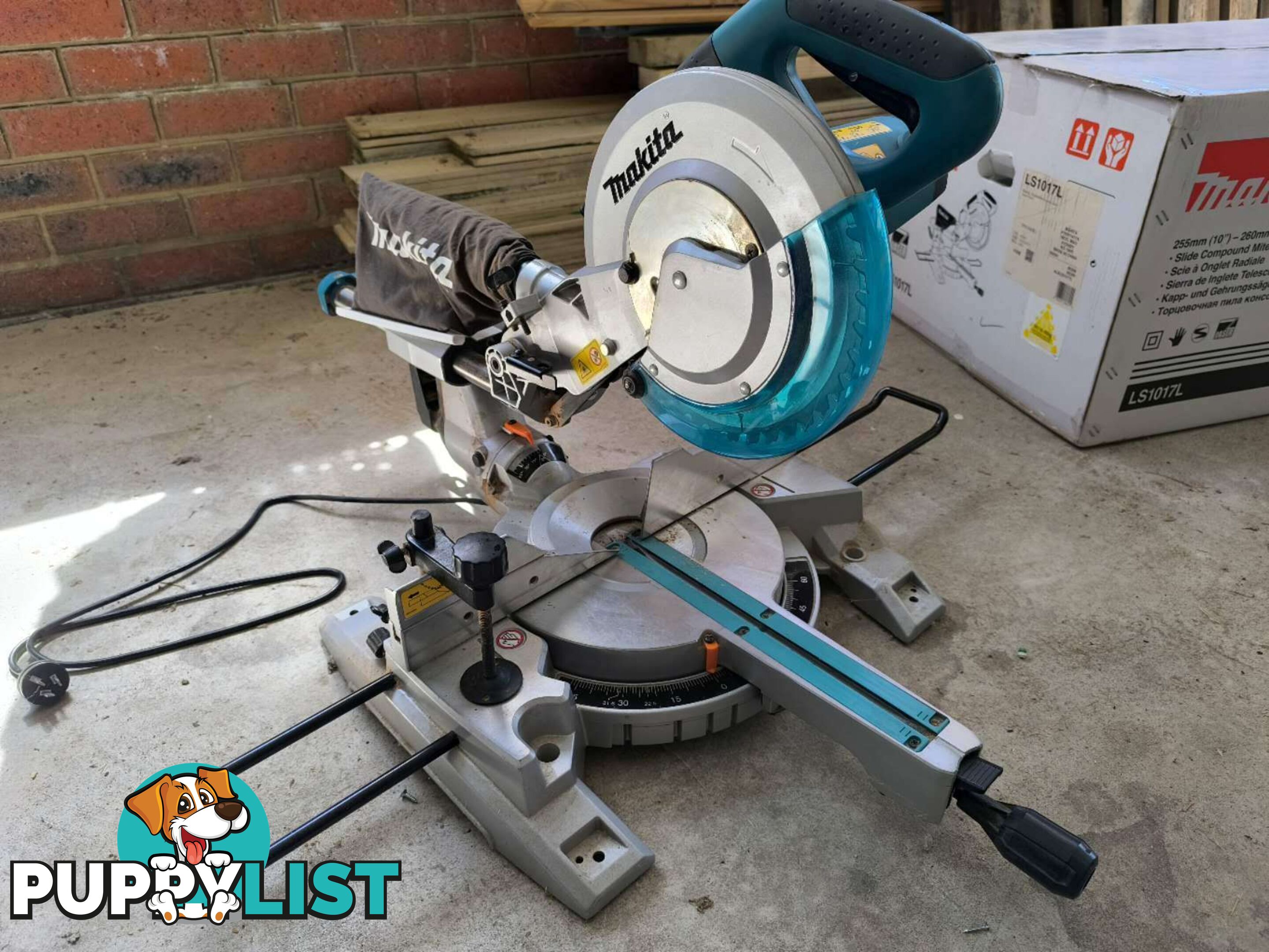 Makita - Slide Compound Miter Saw