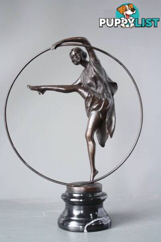 Circus Art Sculpture Statue Girl