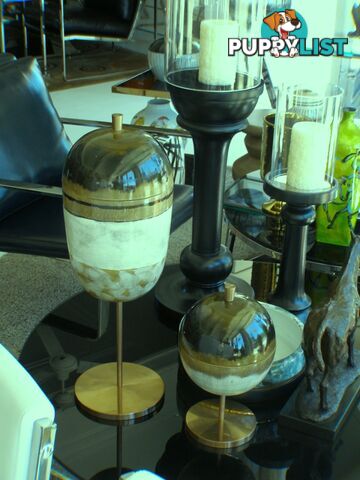 Large Earthen Strata Capped Jar On Copper Footing