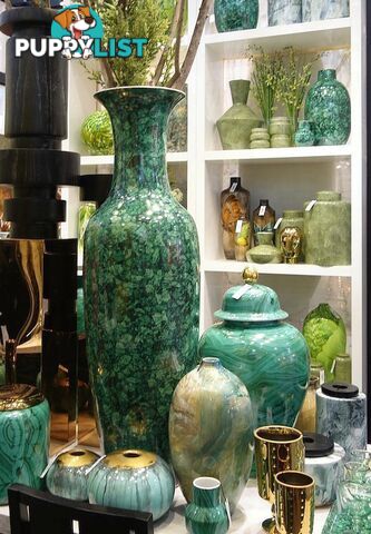 Container : Green Shagreen