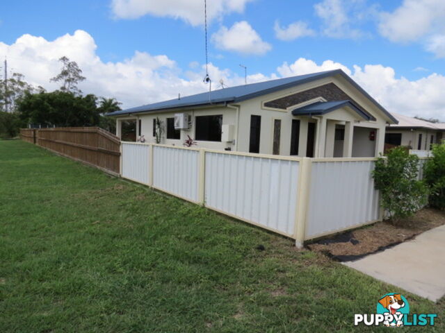 17 Matthews Street Bowen QLD 4805