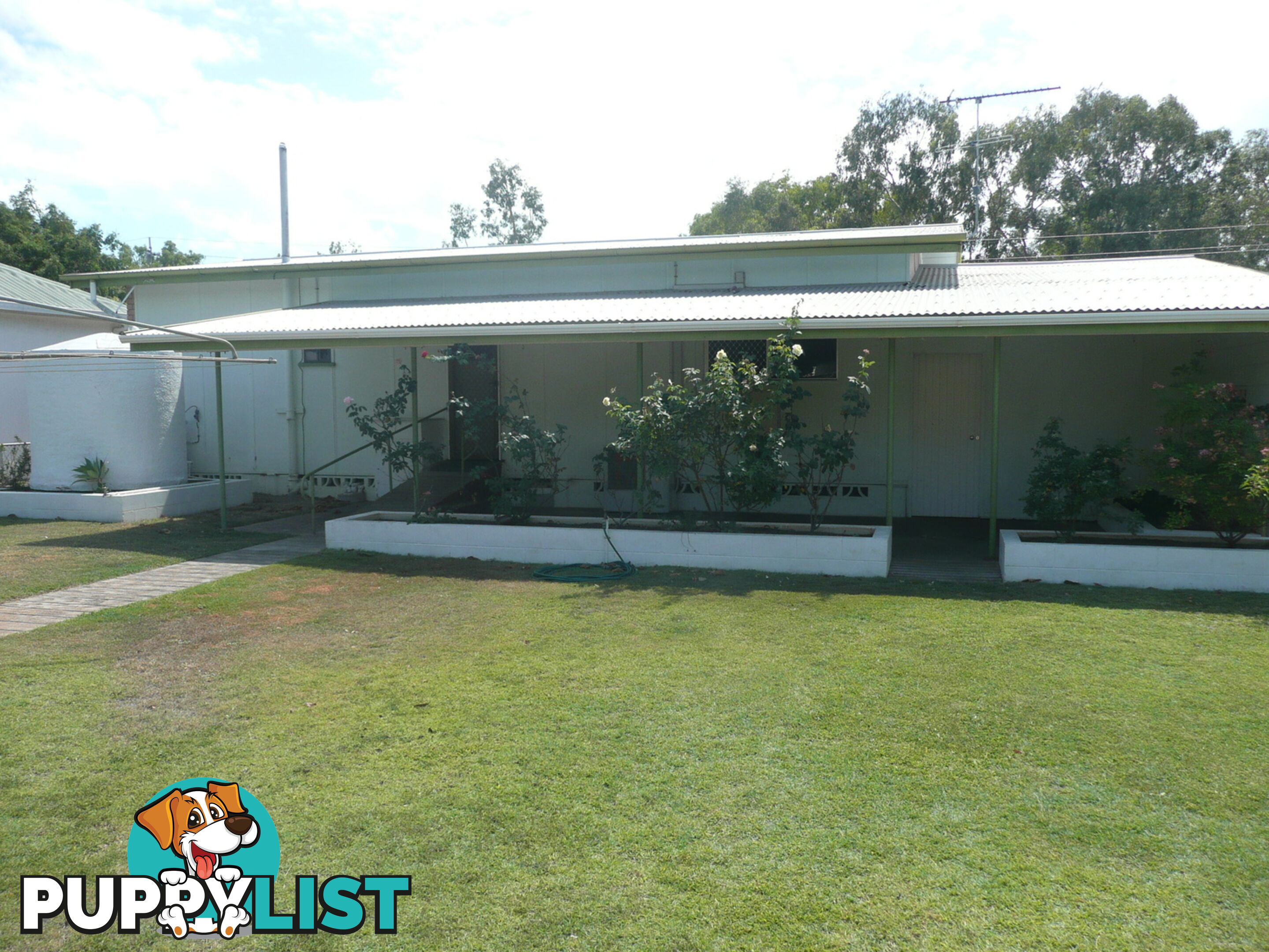 11 Golf Links Road Bowen QLD 4805