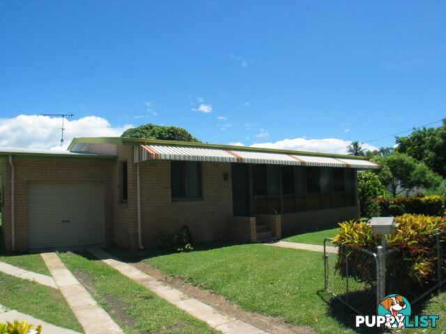 11 Golf Links Road Bowen QLD 4805