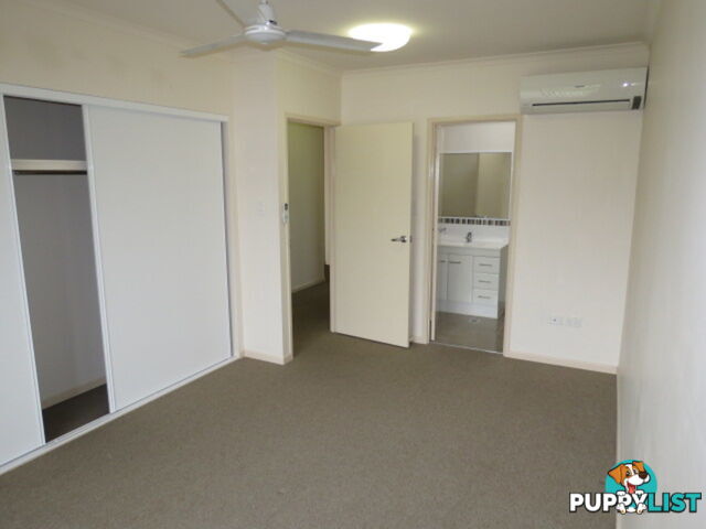 4 34 Poole Street Bowen QLD 4805