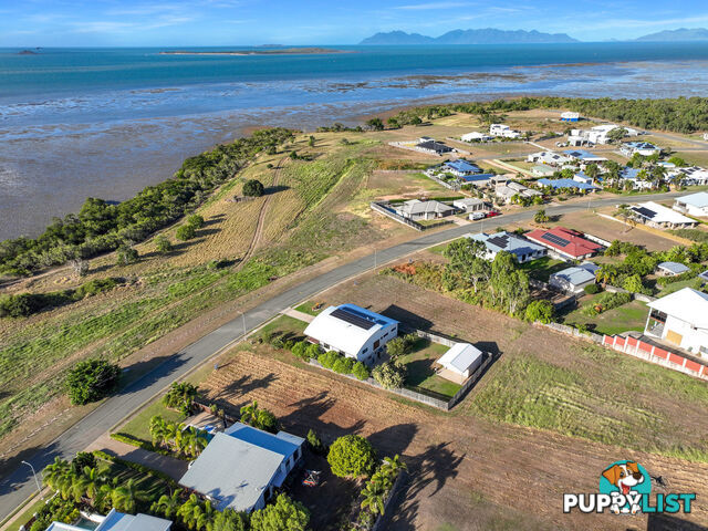 29 Marine Parade Bowen QLD 4805