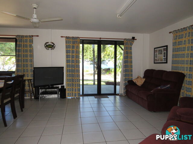 6 Baxter Avenue Brisk Bay QLD 4805