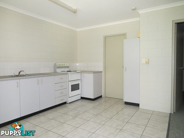 3 41 Crofton Street Bowen QLD 4805