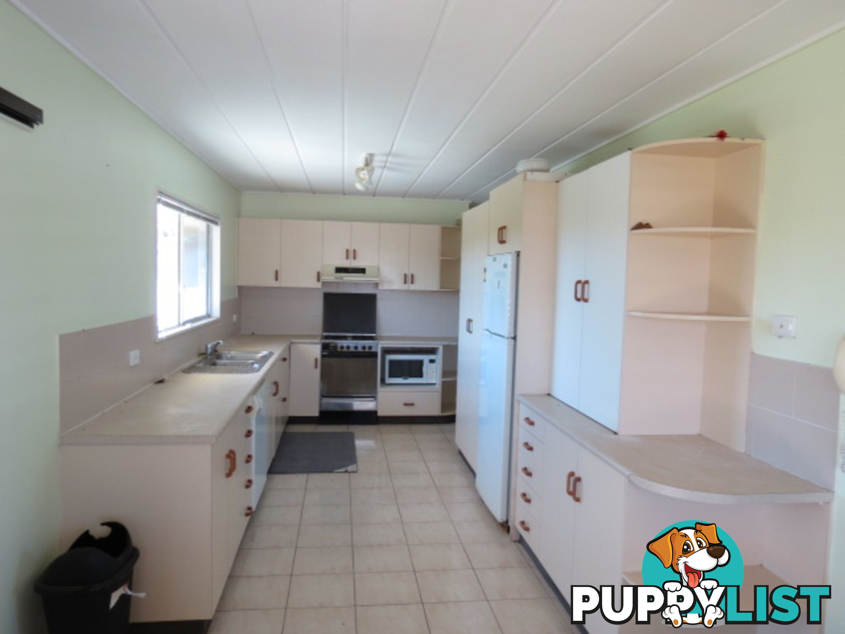 34 Tollington Road Bowen QLD 4805