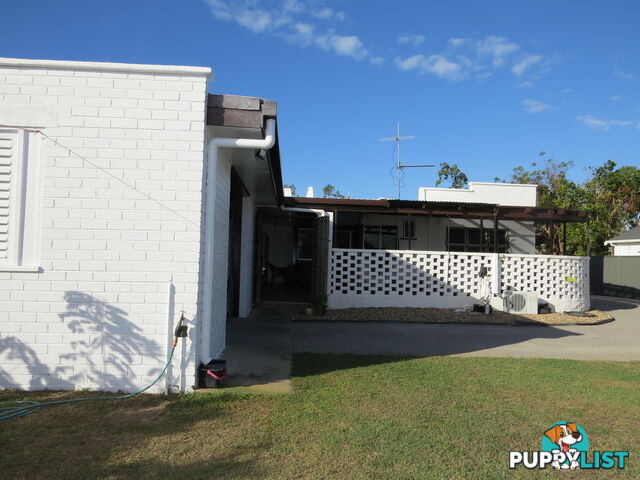 15 Golf Links Road Bowen QLD 4805