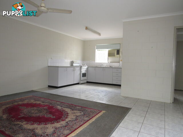 2 41 Crofton Street Bowen QLD 4805