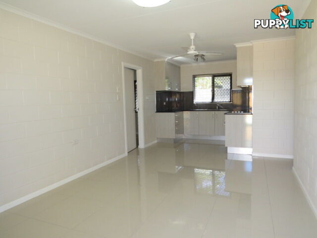 1 89 Powell Street Bowen QLD 4805