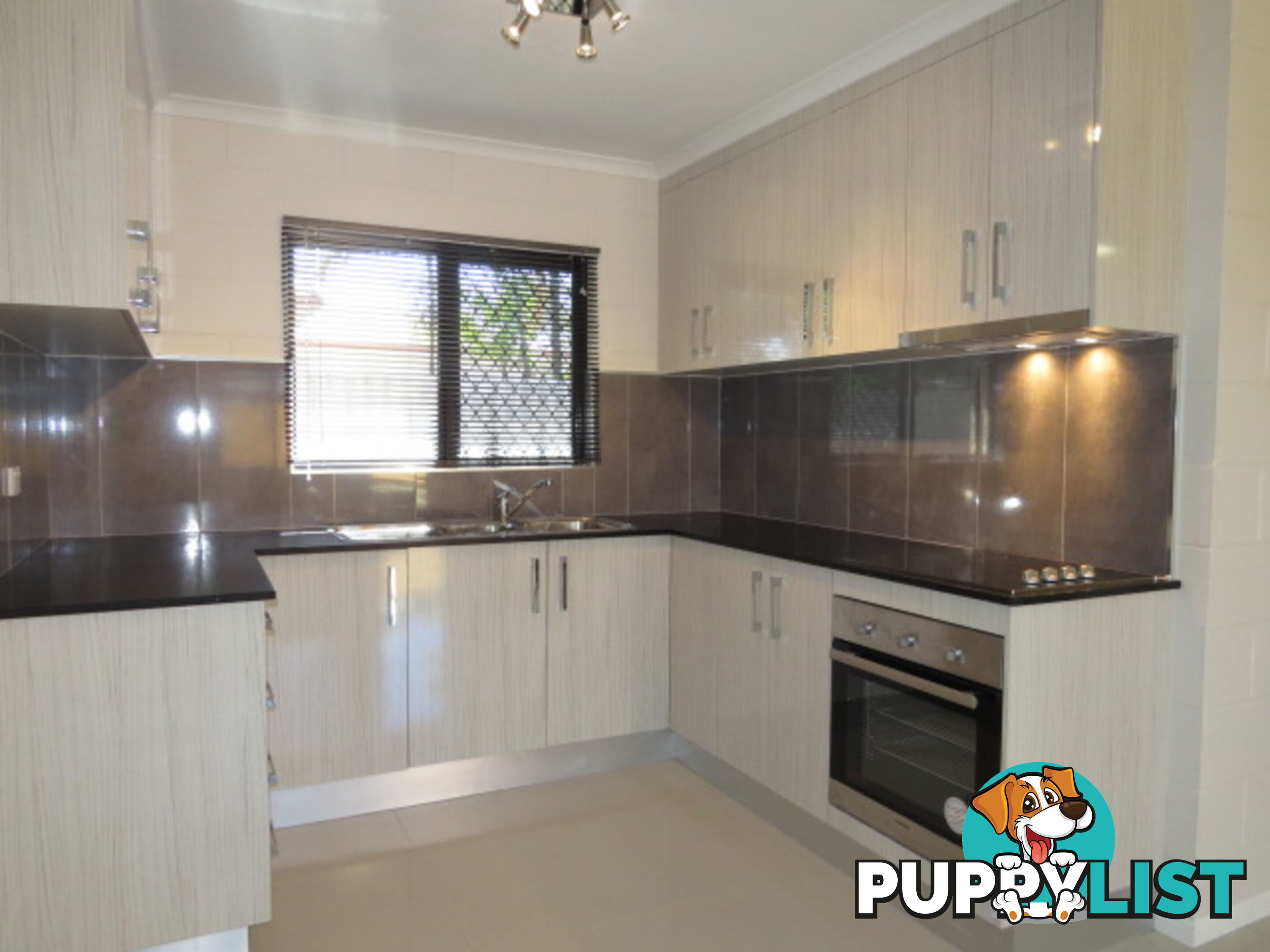 1 89 Powell Street Bowen QLD 4805