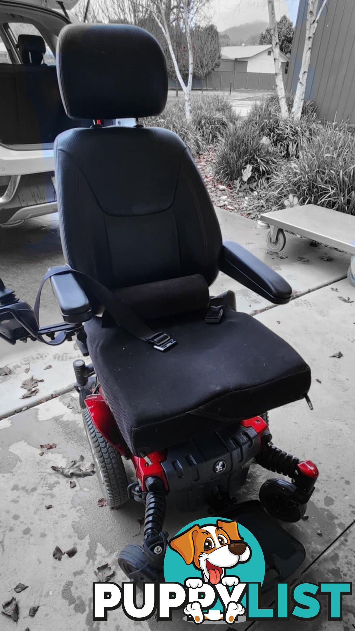 Powered wheelchair