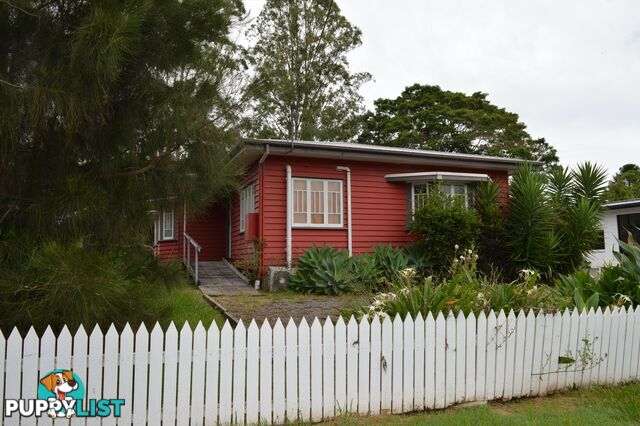 35 Coral Street MALENY QLD 4552