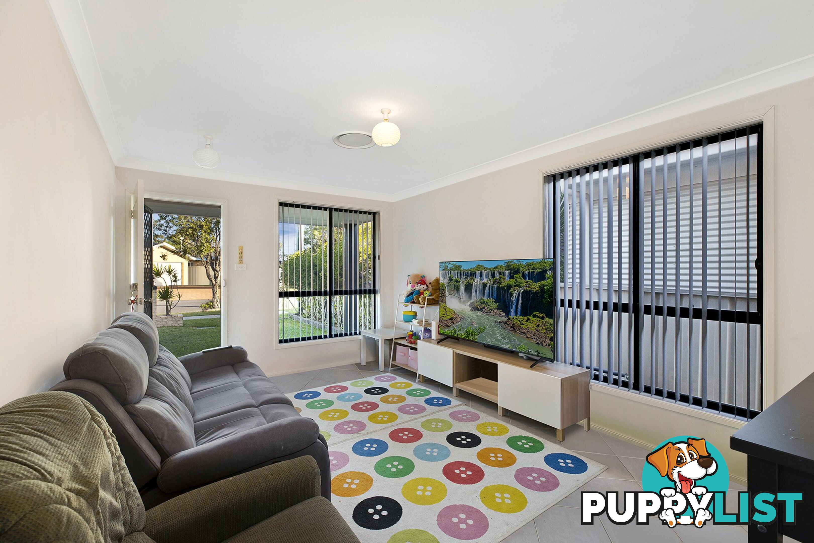 15a Emerald Place BERKELEY VALE NSW 2261