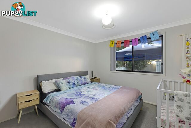 15a Emerald Place BERKELEY VALE NSW 2261