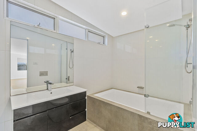 33 South Street KILLARNEY VALE NSW 2261
