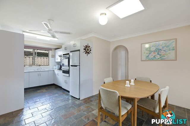 27 James Watt Drive CHITTAWAY BAY NSW 2261